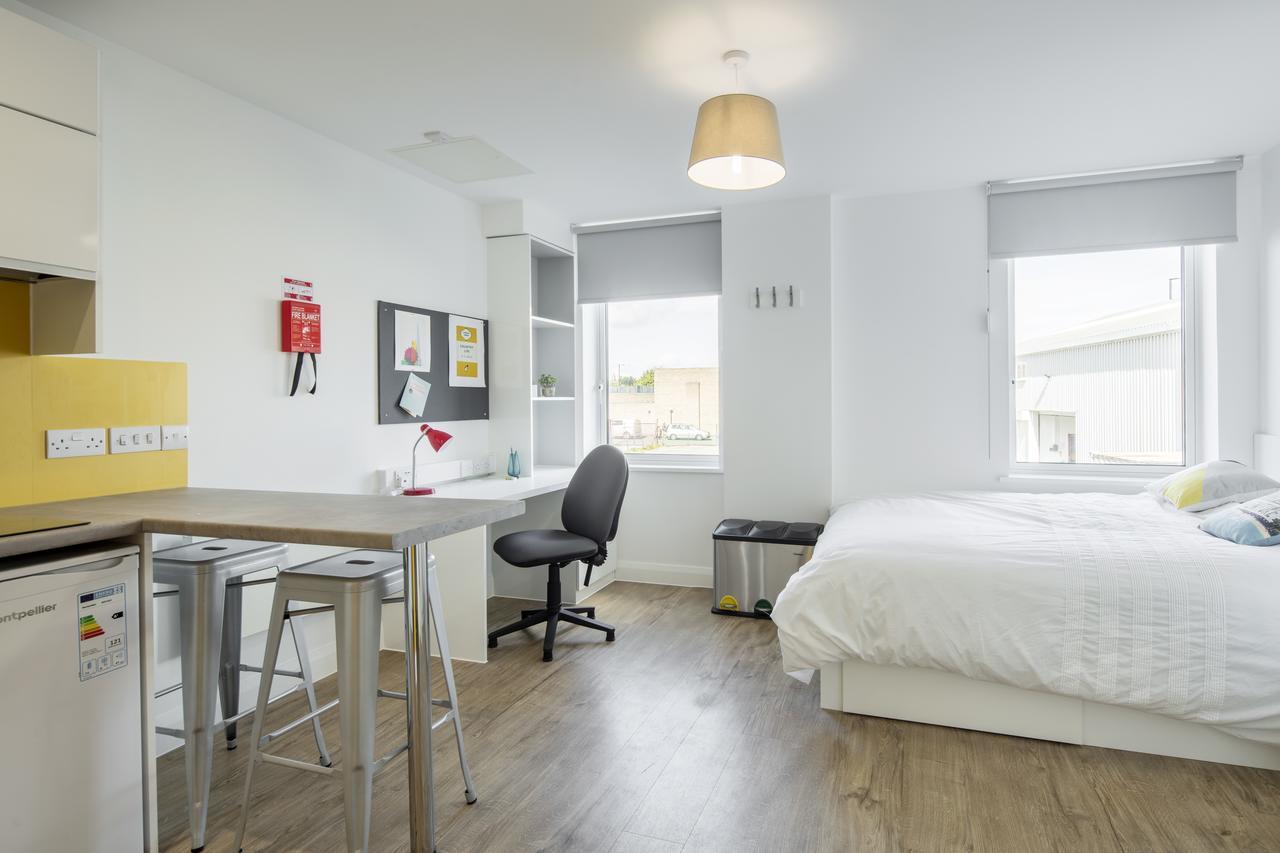 Pure Citystay Brickworks Йорк Екстериор снимка